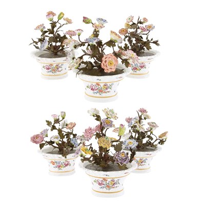 Lot 246 - Set of Six Samson Porcelain and Painted Tole...