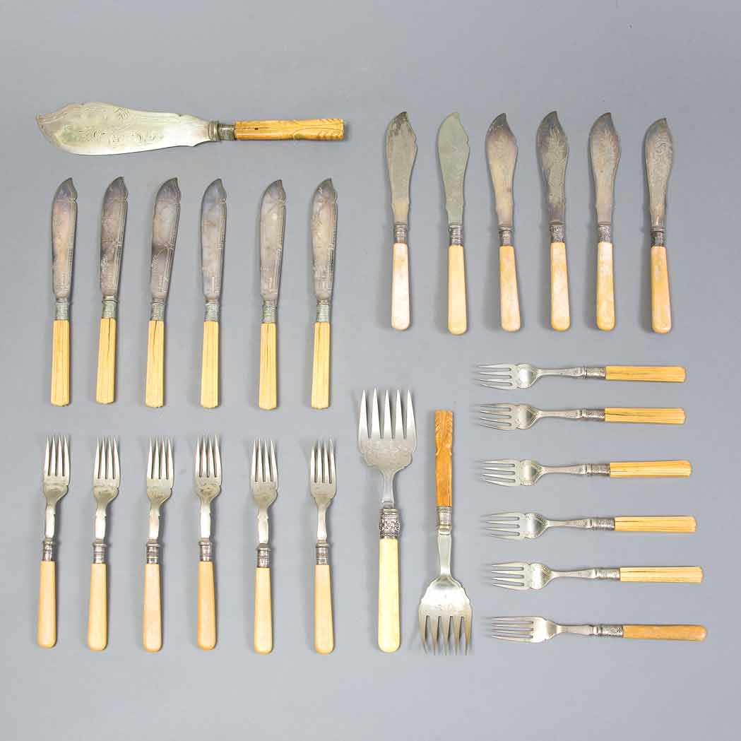 Lot 231 - Silver Plated and Bone Handled Dinner Party...