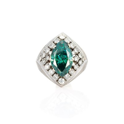 Lot 654 - Gentleman's White Gold, Treated Green Diamond and Diamond Ring