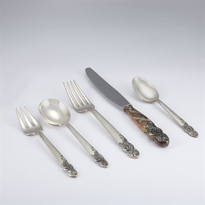 Lot 367 - Whiting Sterling Silver Flatware Service...