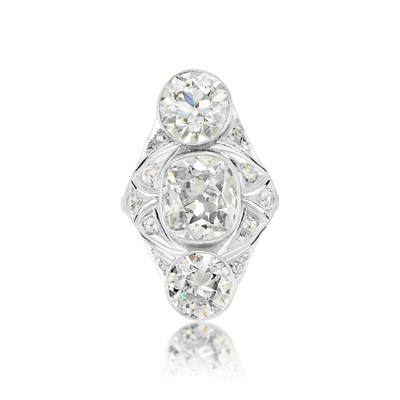 Lot 511 - Platinum and Three Stone Diamond Ring