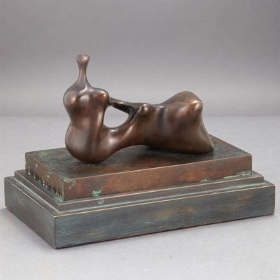 Lot 81 - Henry Moore