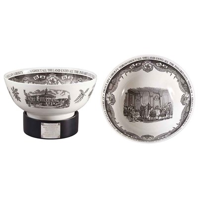 Lot 42 - Wedgwood Pottery The Philadelphia Bowl...