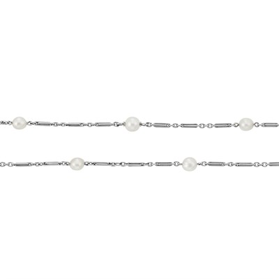 Lot 58 - Long Art Deco Platinum and Natural Pearl Chain Necklace