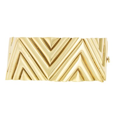 Lot 234 - Gold Cuff Bangle Bracelet
