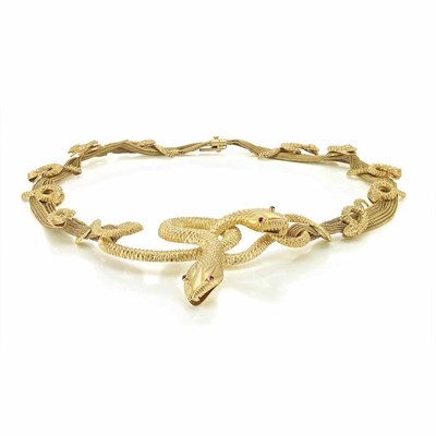 Lot 323 - Gold Mesh Serpent Necklace