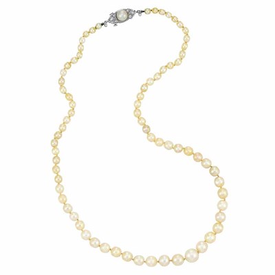 Lot 510 - Natural Pearl Necklace with Pearl and Diamond Clasp