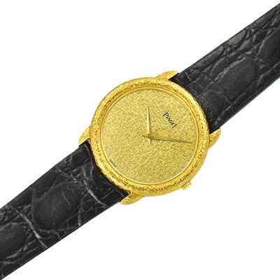 Lot 6 - Gold Wristwatch, Piaget