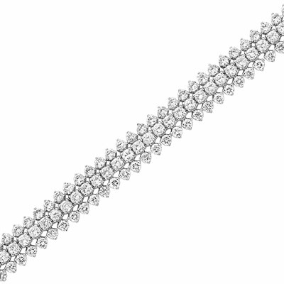 Lot 47 - White Gold and Diamond Bracelet