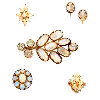 Lot 77 - Group of Assorted Moonstone and Opal Jewelry