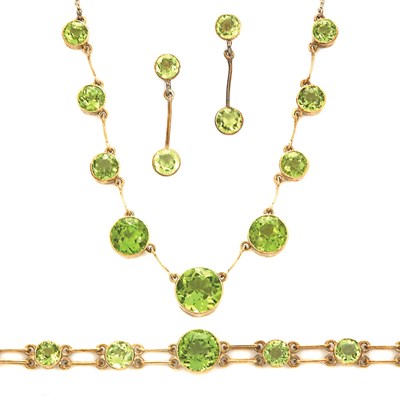 Lot 115 - Gold and Peridot Necklace and Pair of Earrings