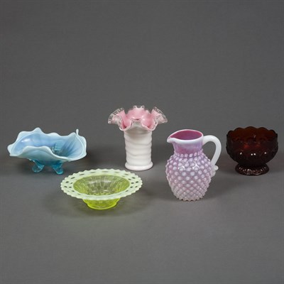 Lot 138 - Group of Twelve Glass Table Articles