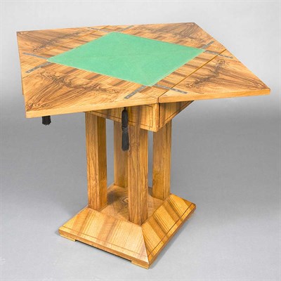 Lot 171 - Art Deco Handkerchief Games Table France, 20th...