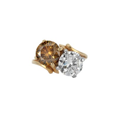 Lot 238 - Gold, Platinum, Diamond and Treated Cognac Diamond Ring