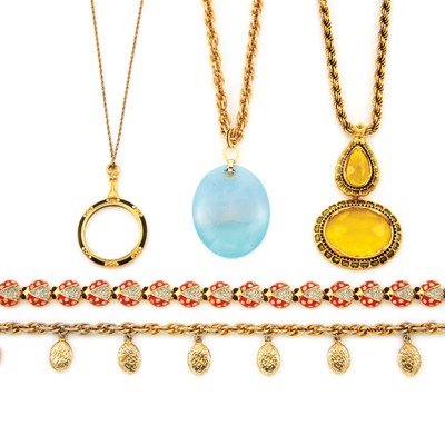 Lot 1192 - Group of Assorted Gold-Tone Metal Necklaces