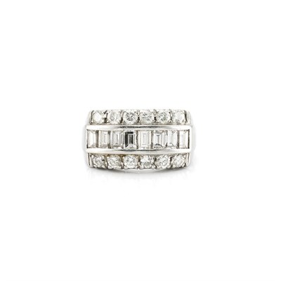 Lot 84 - Platinum and Diamond Ring