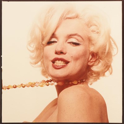 Lot 1214 - STERN, BERT [Marilyn with necklace 1962]....