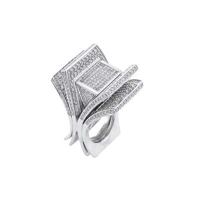 Lot 45 - White Gold and Diamond Ring
