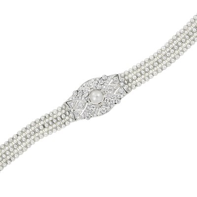 Lot 512 - Edwardian Platinum, Button Pearl, Diamond and Seed Pearl Mesh Bracelet