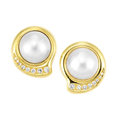 Lot 417 - Pair of Gold, Mabe Pearl and Diamond Earclips, Tambetti