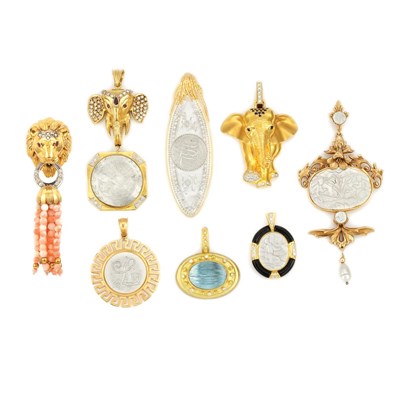 Lot 922 - Group of Eight Pendants
