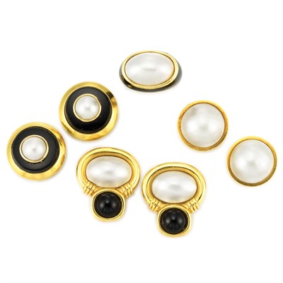 Lot 97 - Three Pairs of Gold, Mabe Pearl and Black Onyx Earclips and Ring