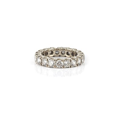 Lot 42 - Diamond Band Ring