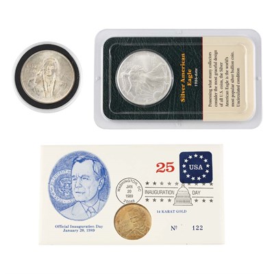 Lot 1095 - Miscellaneous Coin Group Comprising set of...