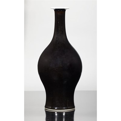Lot 302 - Chinese Mirror Black Glazed Vase 18th Century...