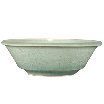 Lot 402 - Chinese Longquan Celadon Bowl Song Dynasty,...