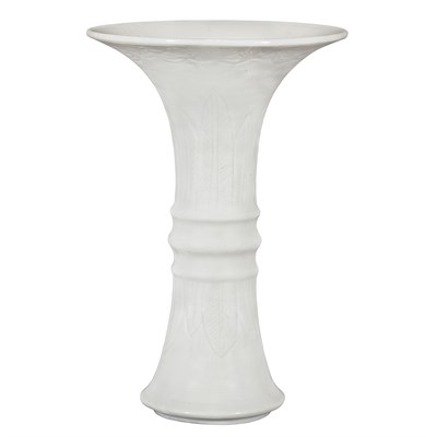 Lot 388 - Chinese White Glazed Porcelain Vase 19th...