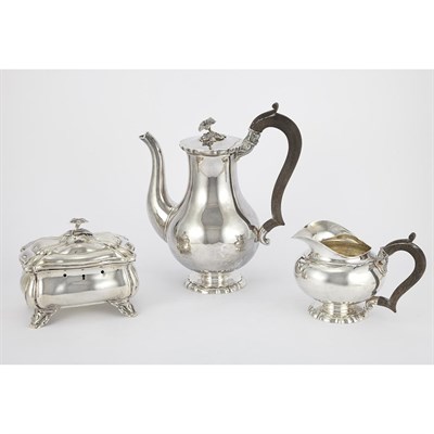 Lot 1324 - French Silver Silver Coffee Pot and Creamer en...