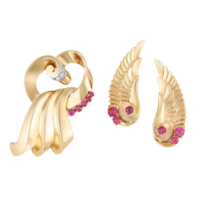 Lot 120 - Pair of Gold and Cabochon Ruby Wing Earclips and Ruby and Diamond Bow Clip