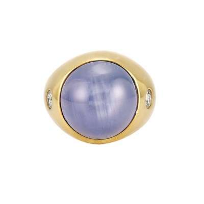 Lot 122 - Gentleman's Gold, Purple Star Sapphire and Diamond Ring