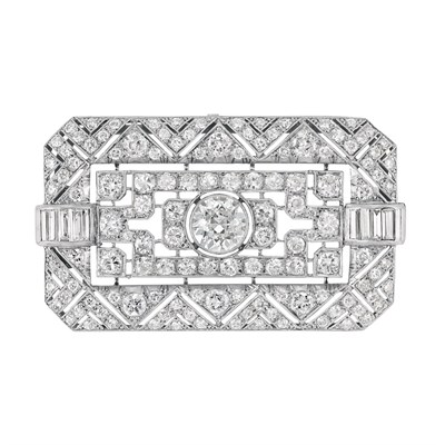 Lot 481 - Art Deco Platinum and Diamond Brooch