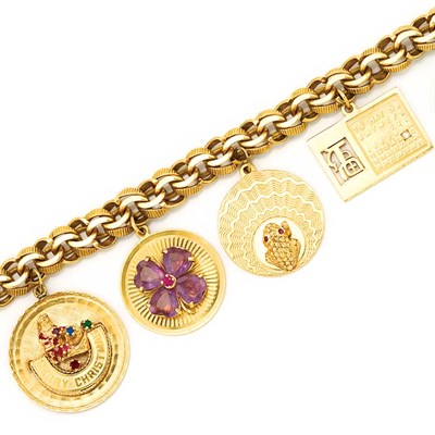 Lot 549 - Gold Charm Bracelet