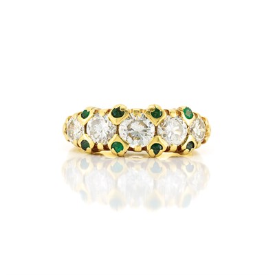 Lot 463 - Gold, Diamond and Emerald Ring