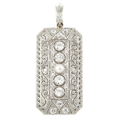 Lot 347 - Edwardian Platinum, Diamond and Pearl Pendant