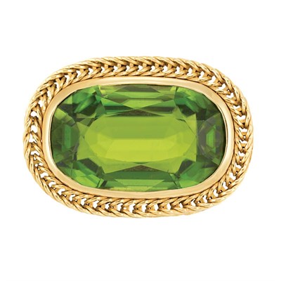 Lot 403 - Gold and Peridot Brooch