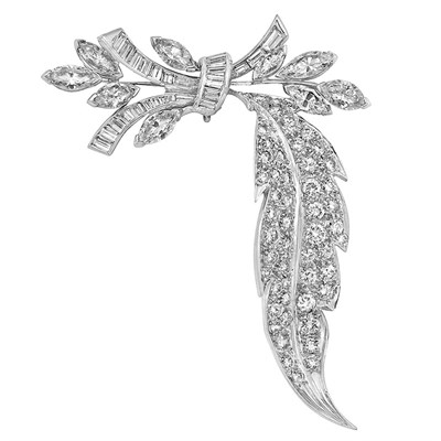Lot 473 - Platinum and Diamond Brooch