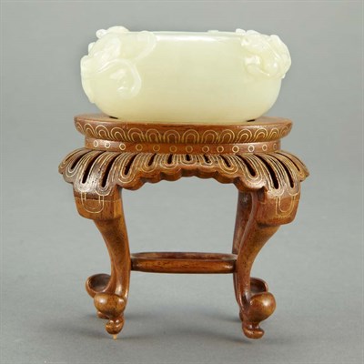 Lot 581 - Chinese White Jade Brushwasher The ovoid form...
