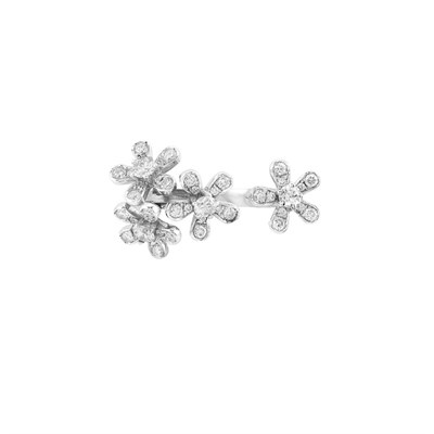Lot 83 - White Gold and Diamond Floret Ring, Van Cleef & Arpels