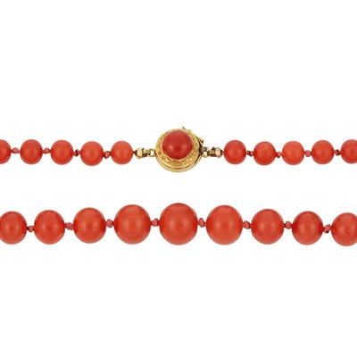 Lot 245 - Coral Bead Necklace