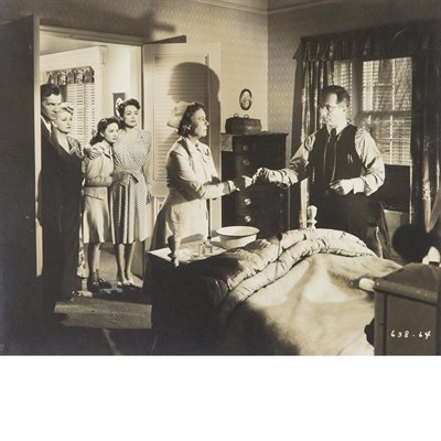 Lot 1146 - [CRAWFORD, JOAN] Group of approximately twenty-...