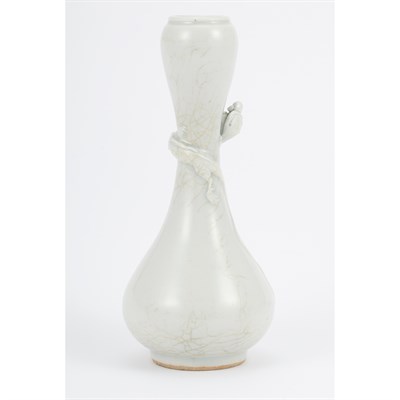 Lot 322 - Chinese White Glazed Porcelain Vase 17th...