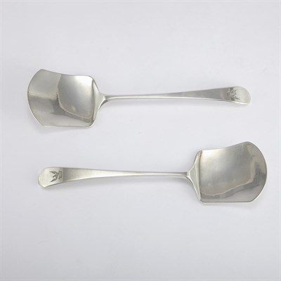 Lot 1510 - Pair of George III Silver Serving Pieces Total...