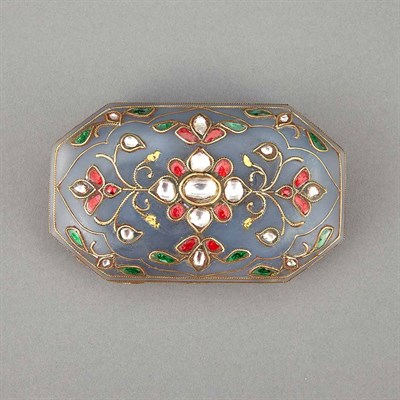 Lot 454 - Indian Agate Box Of cut corner rectangular...
