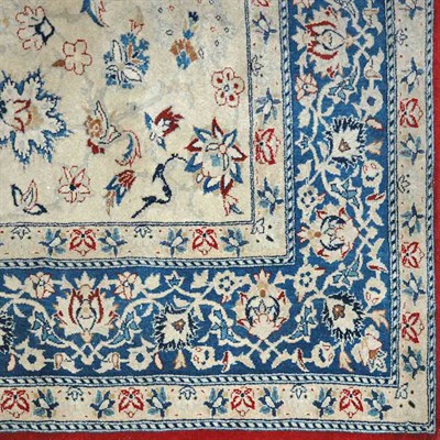 Lot 522 - Isfahan Rug Central Iran, mid 20th century The...