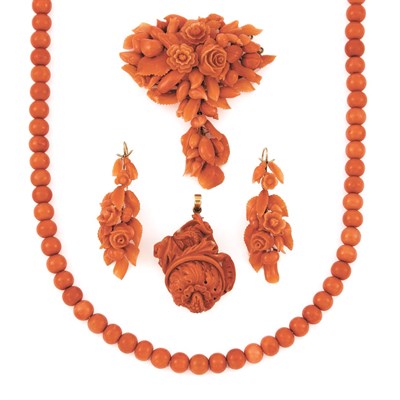 Lot 202 - Group of Antique Coral Bead and Carved Coral Jewelry
