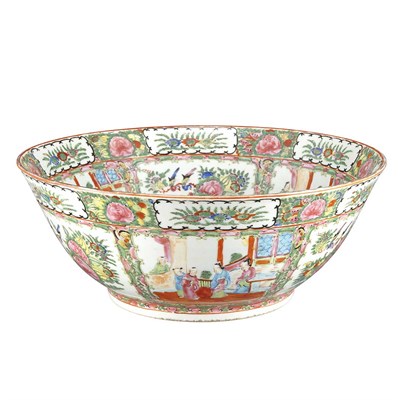 Lot 418 - Canton Rose Medallion Porcelain Punch Bowl